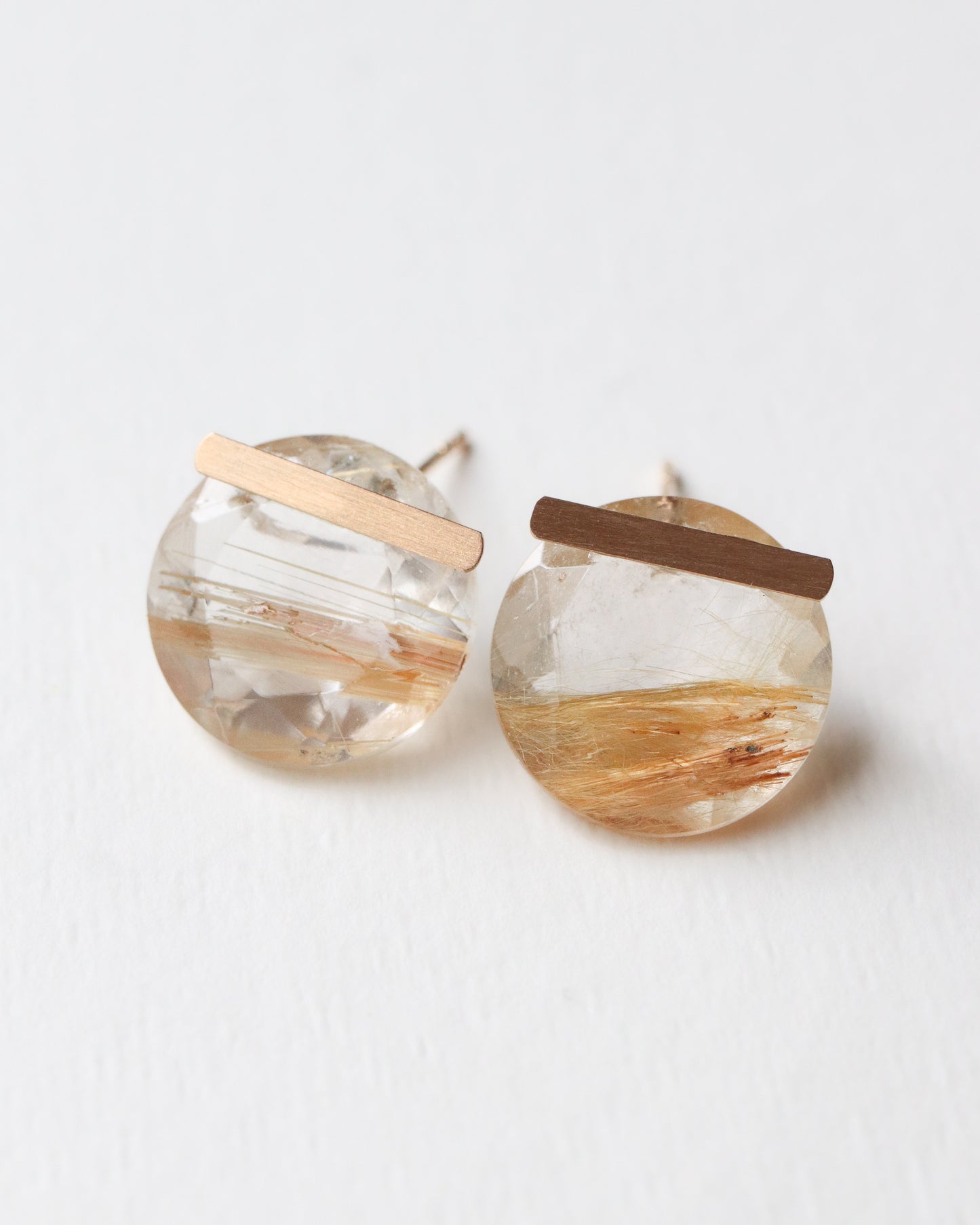 Bar Stone Pierced Earring - Golden Rutilated Quartz -