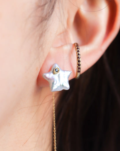 Flat Pierced Earring - Pearl / A -