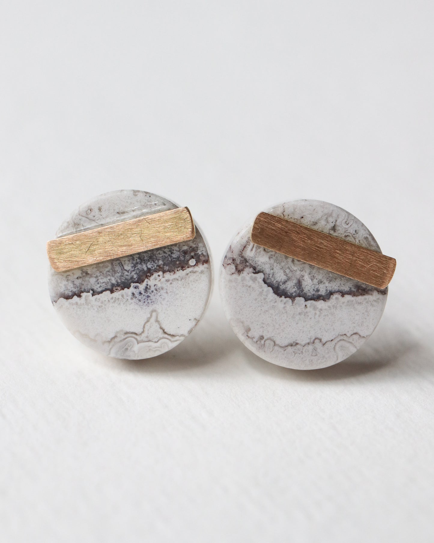 Bar stone Pierced Earring - Agate -