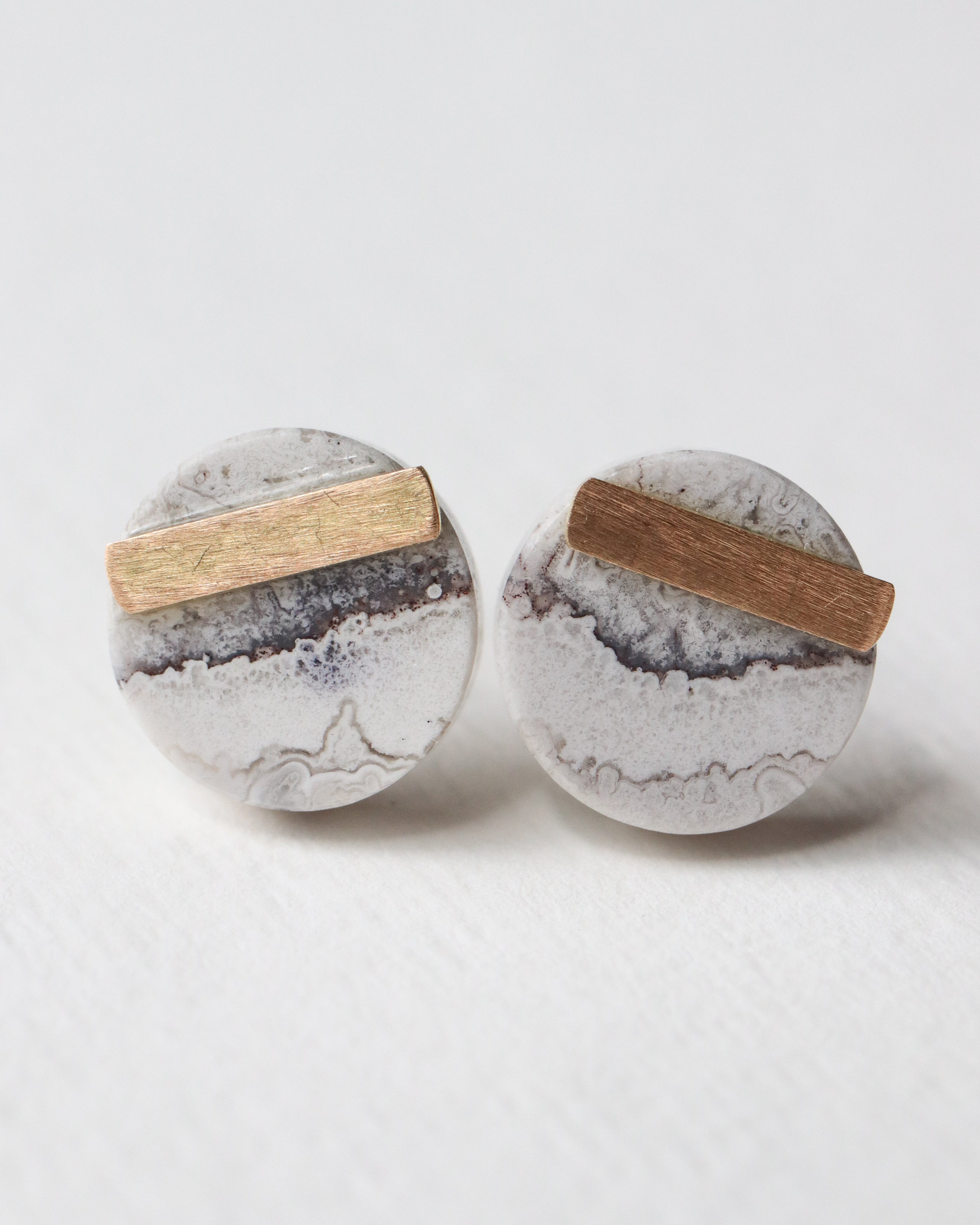 Bar stone Pierced Earring - Agate -