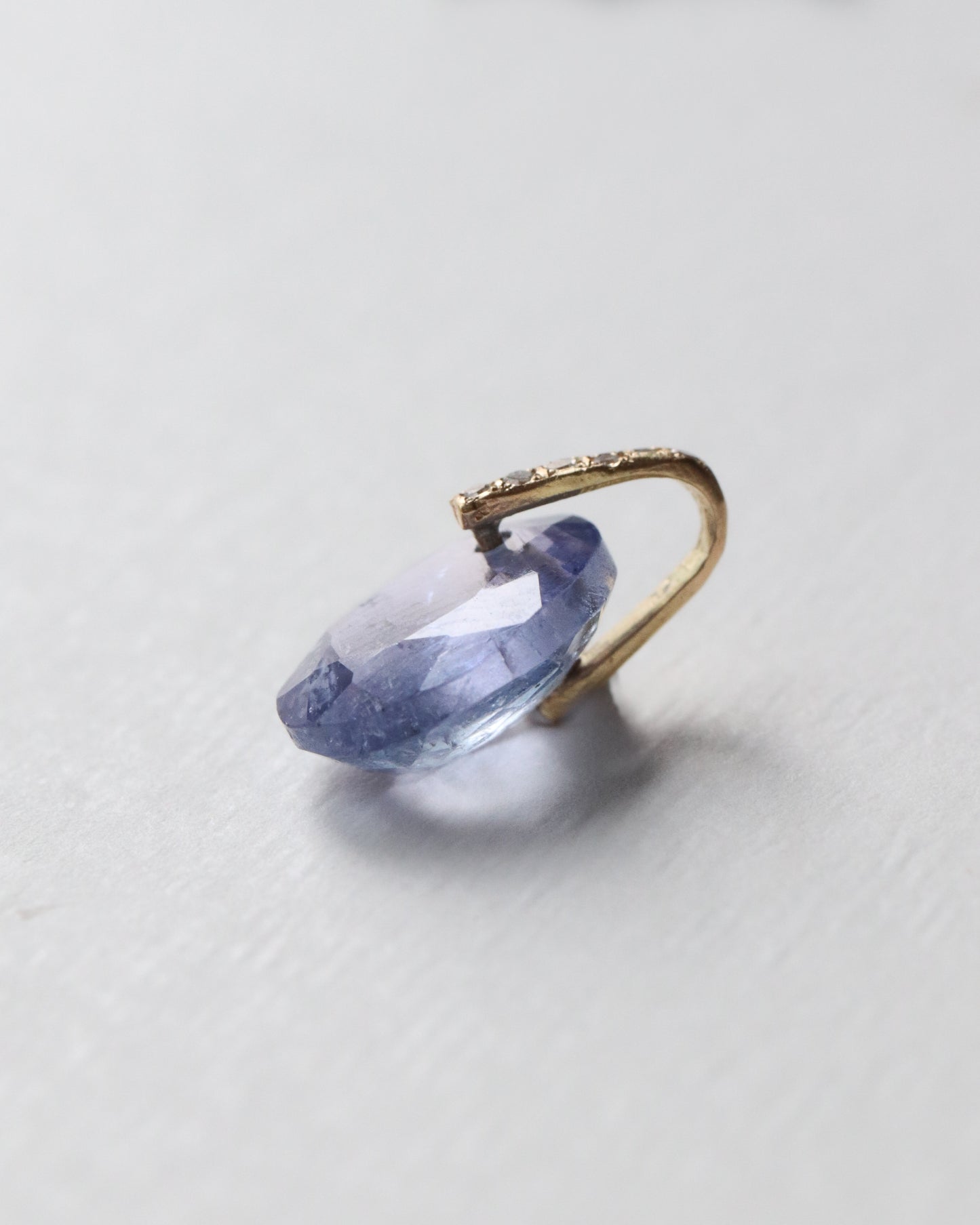 Hibiki Stone Necklace - Tanzanite / Diamond -