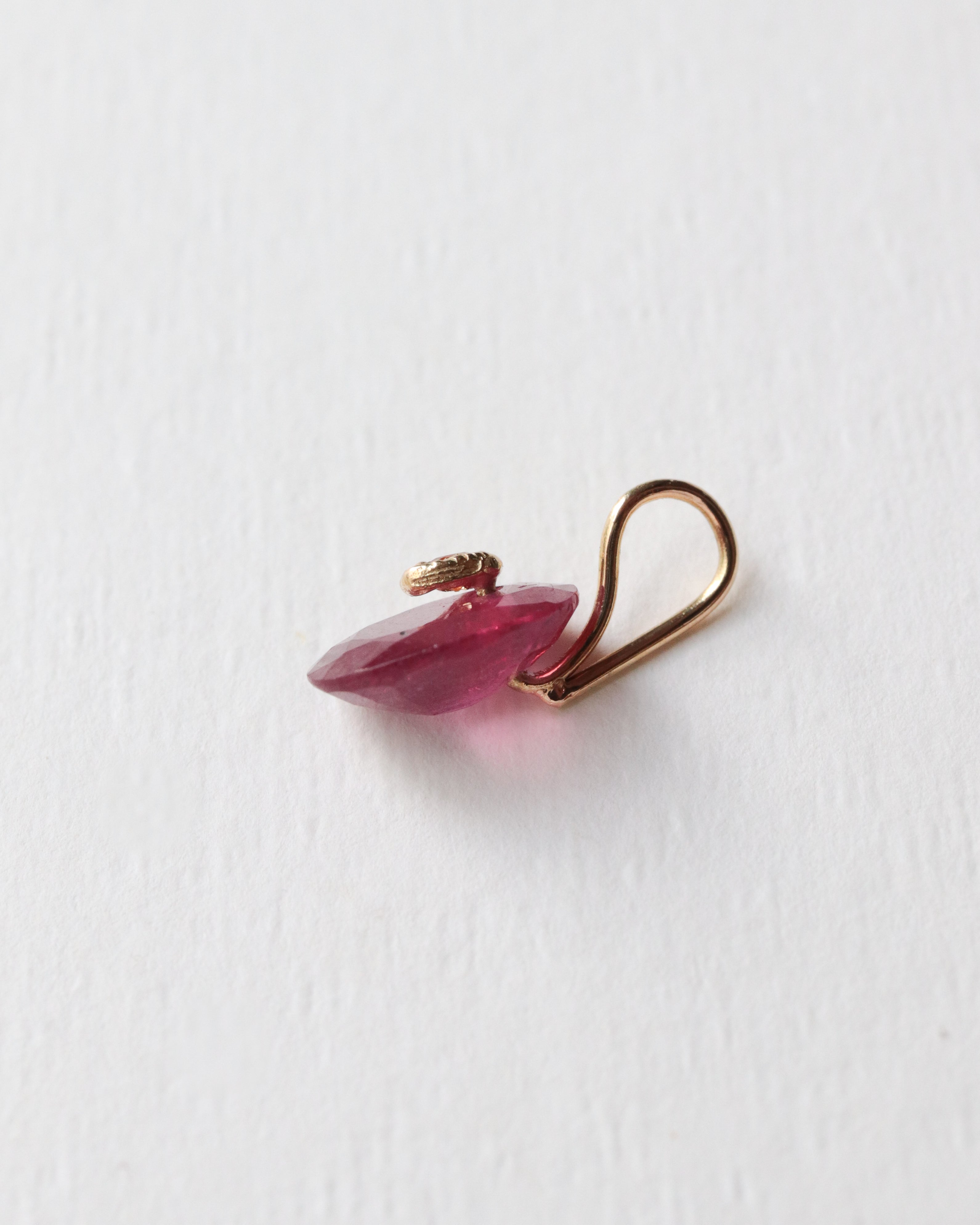 置物 Ruby Flat Necklace - Ruby - – MONAKA jewellery