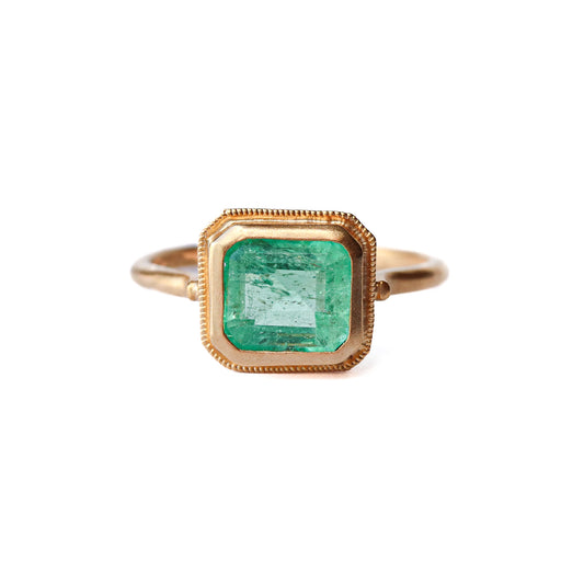 Column Ring - Emerald - Reserved until 7/28 for Atsuko Arimura