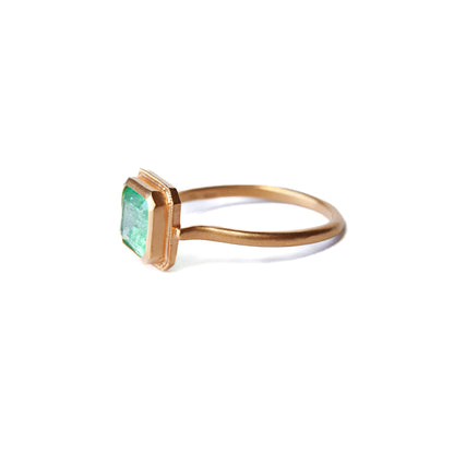 Column Ring - Emerald -