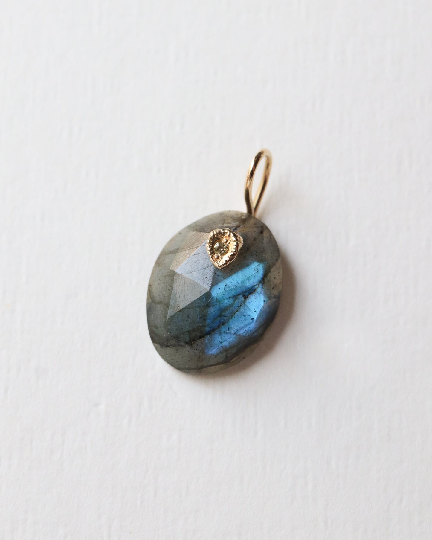 Flat Necklace - Labradorite -