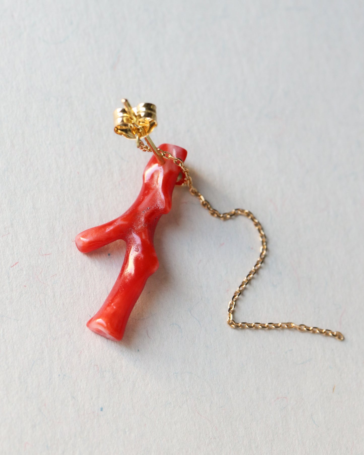 Flat Pierced Earring - Coral -