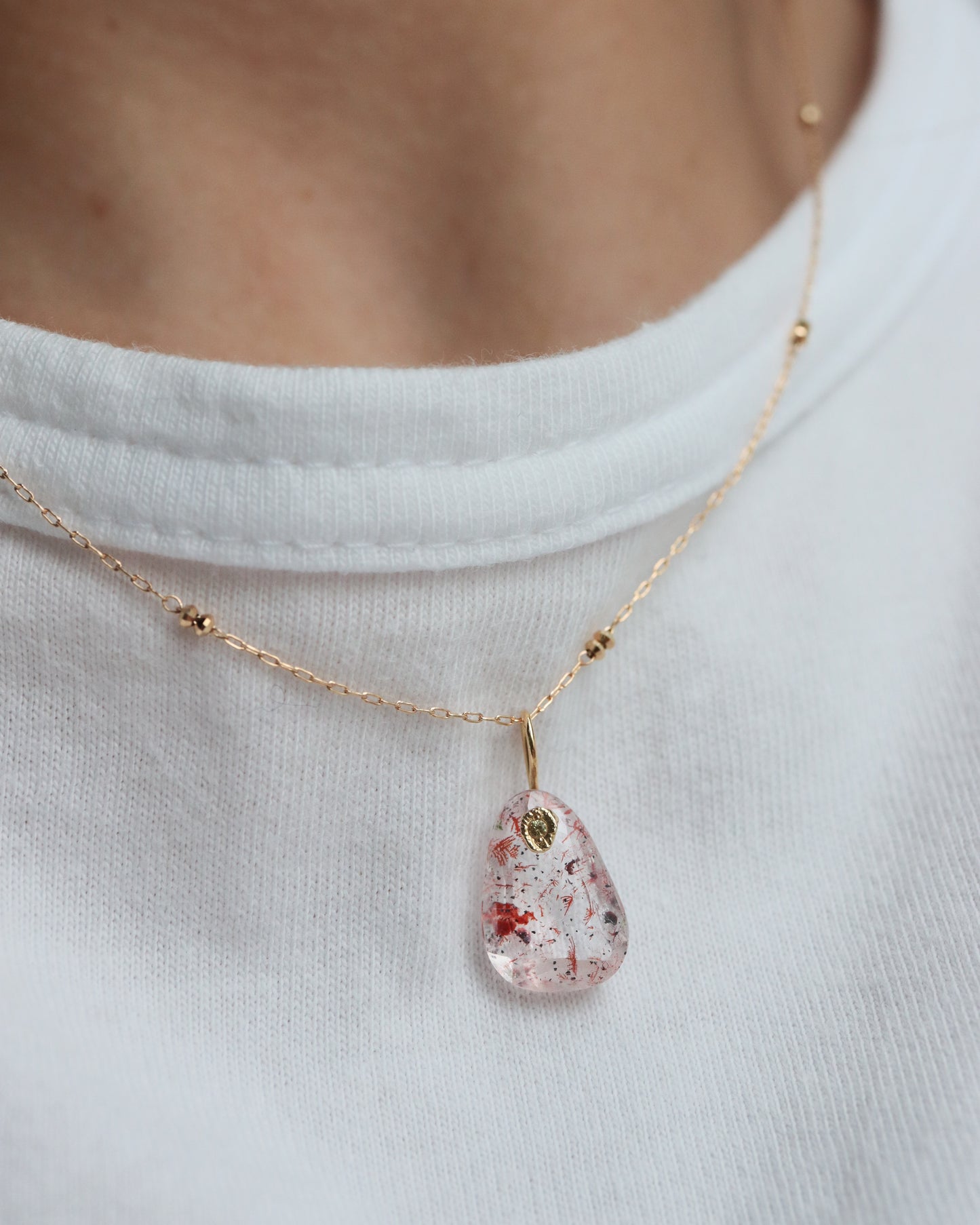 Flat Necklace - Strawberry Quartz -