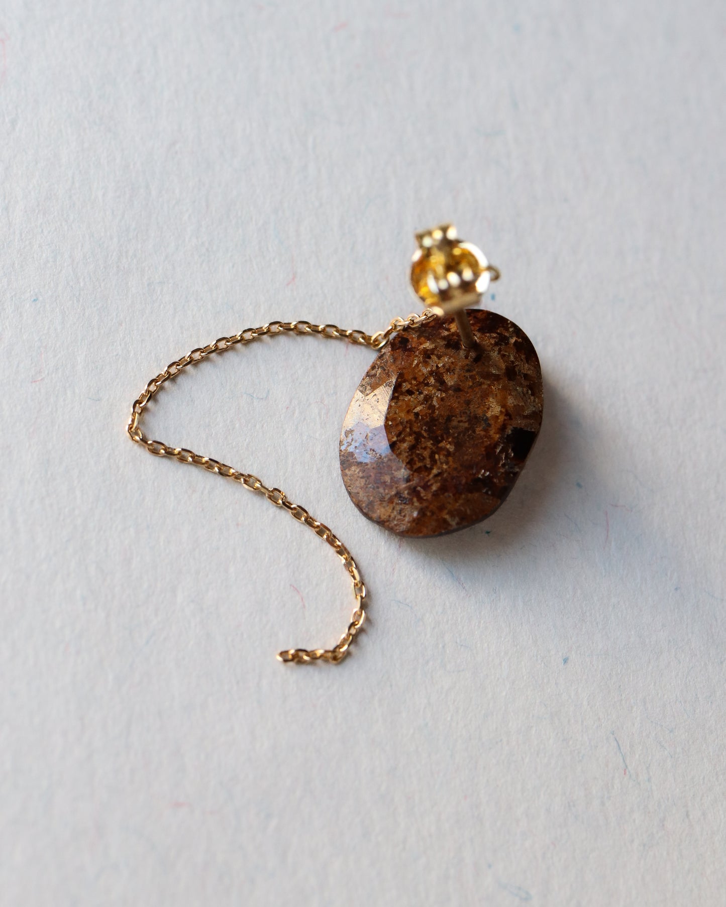 Flat Pierced Earring - Goldenoxideon -