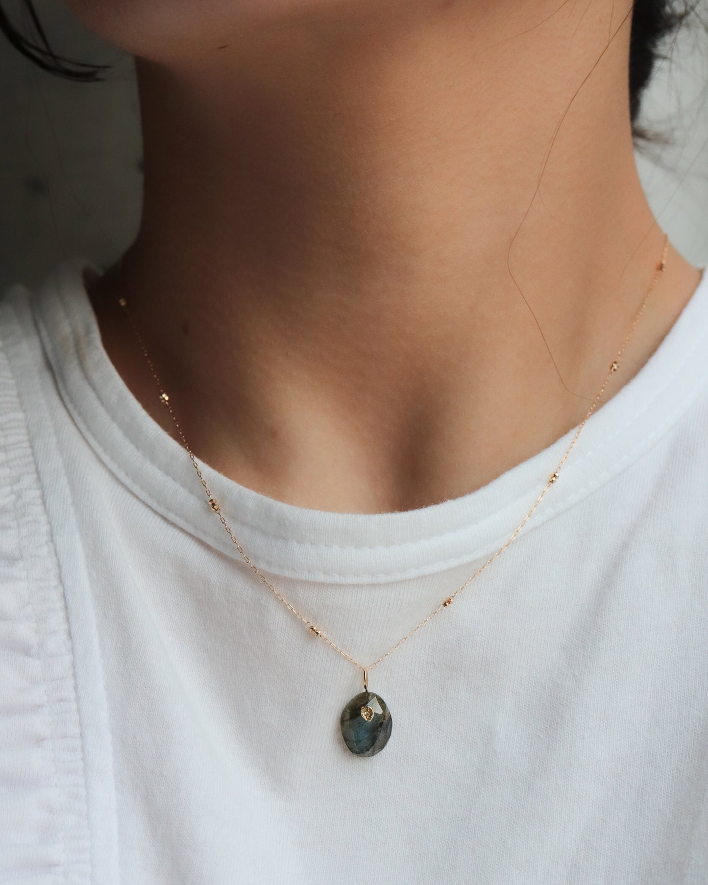 Flat Necklace - Labradorite -