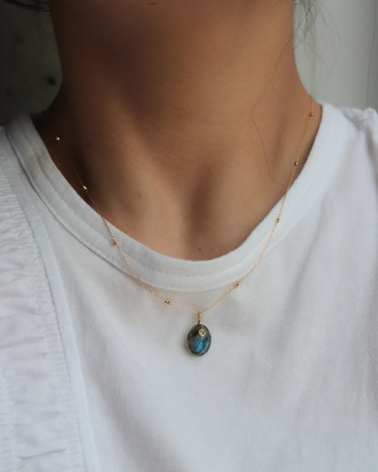 Flat Necklace - Labradorite -