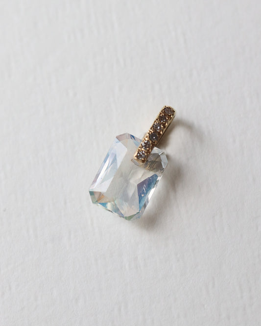 Hibiki Stone Necklace - Rainbow Moon Stone / Diamond -