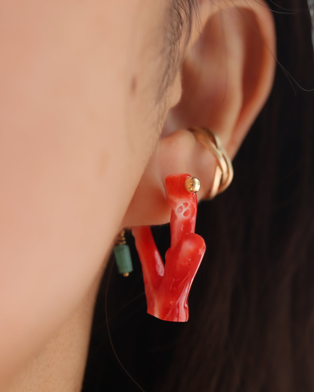 Rock Pierced Earring - Coral / Emerald -