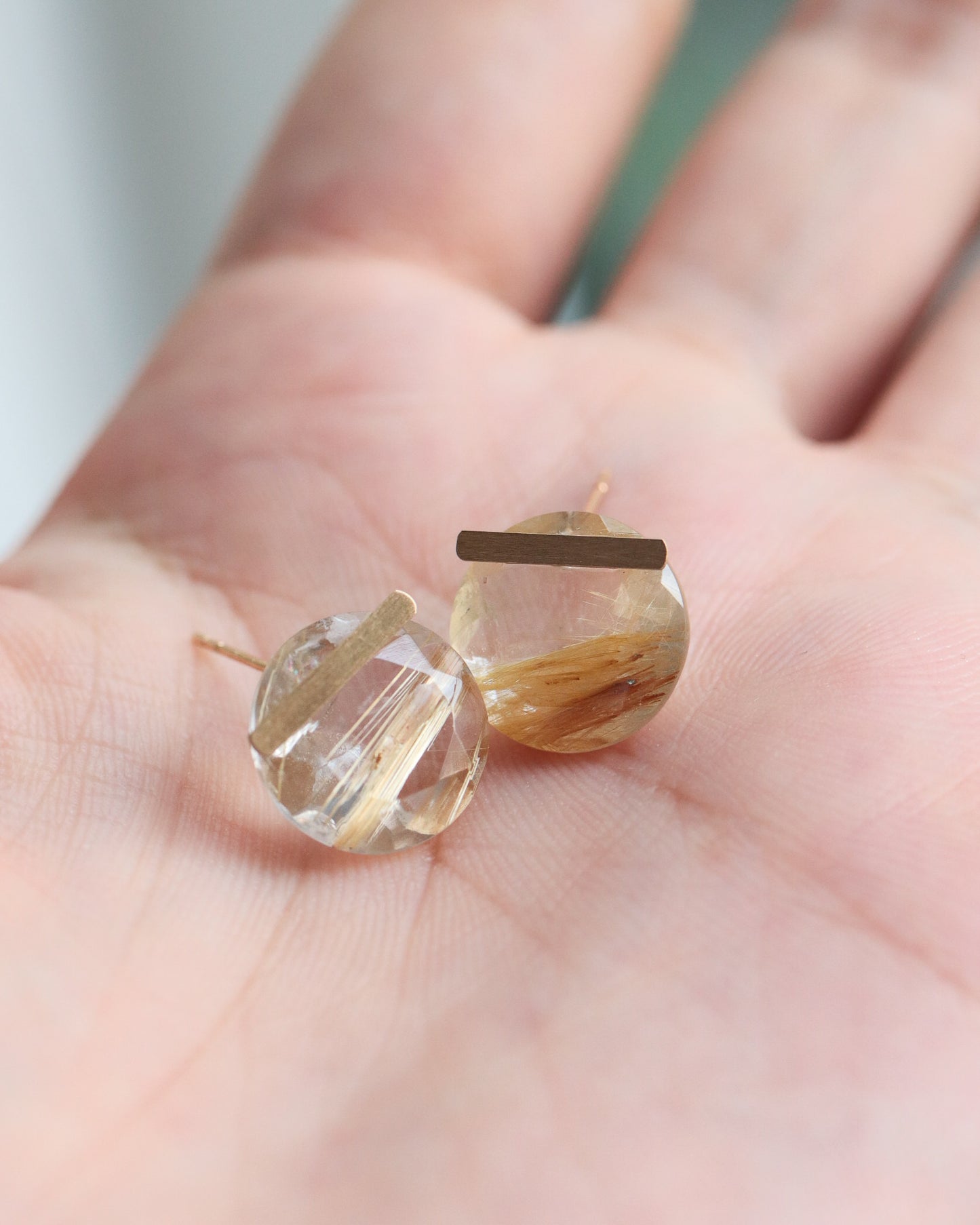 Bar Stone Pierced Earring - Golden Rutilated Quartz -