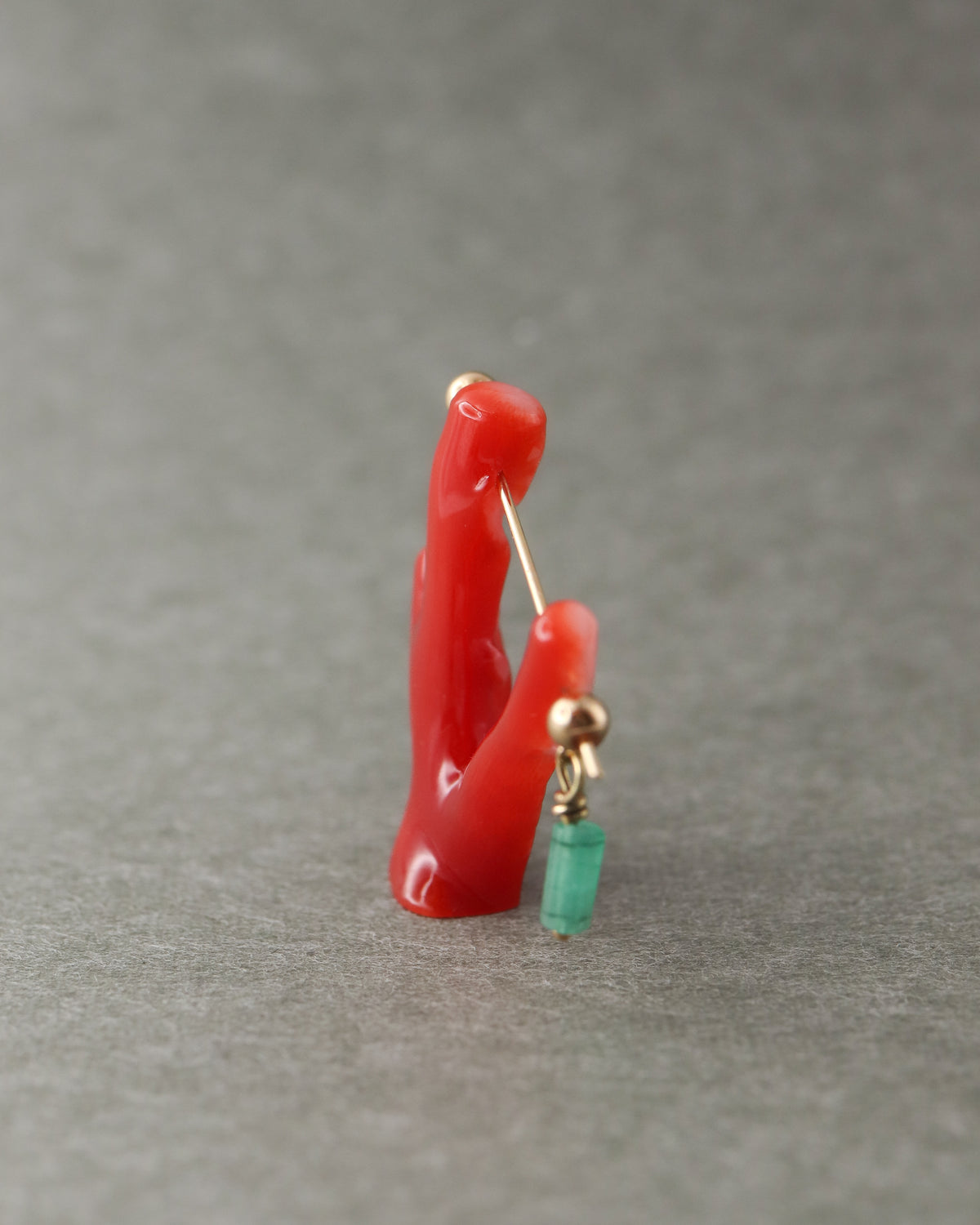 Rock Pierced Earring - Coral / Emerald -