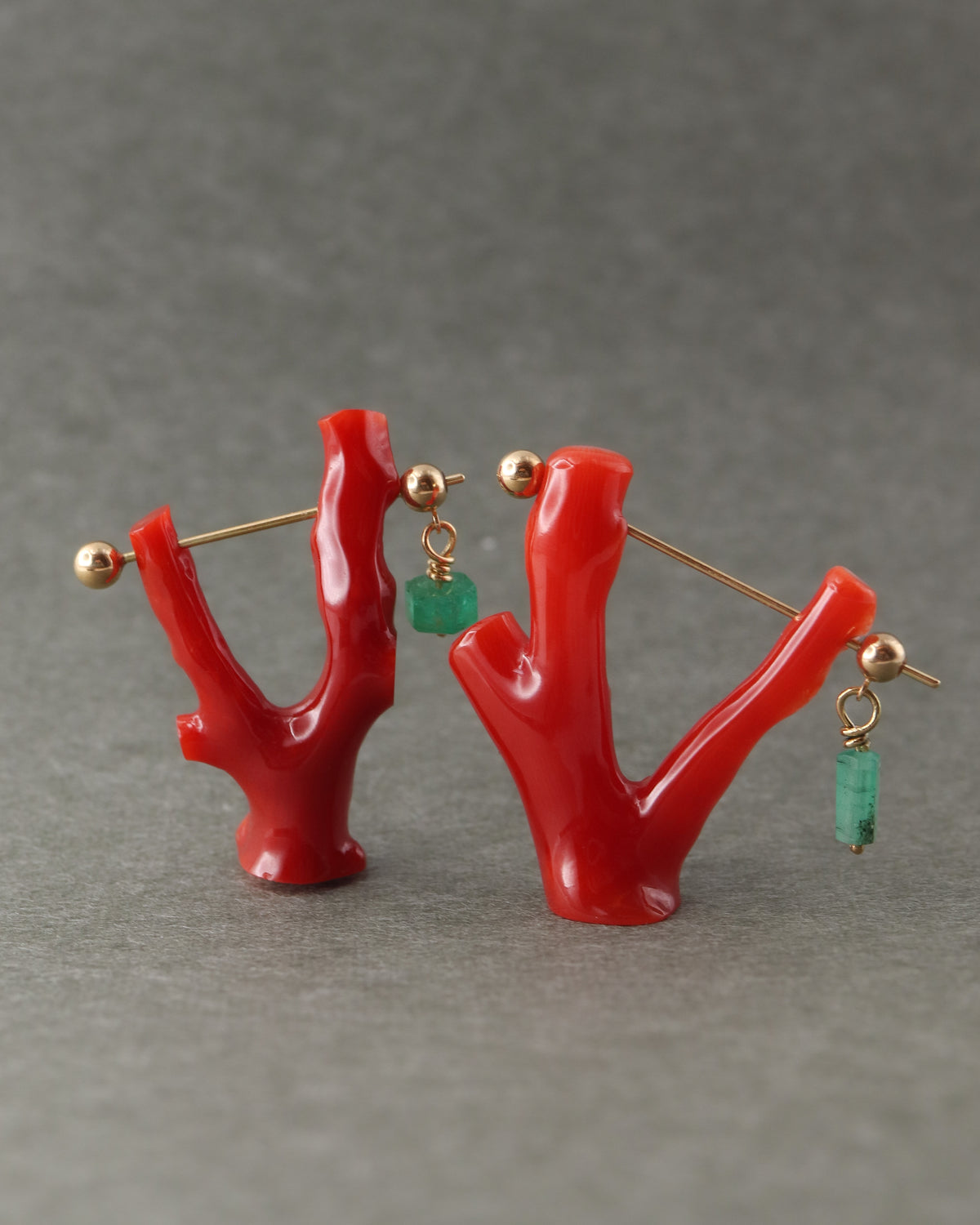 Rock Pierced Earring - Coral / Emerald -
