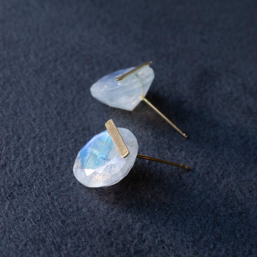 Bar stone Pierced Earring - Rainbow Moon Stone -