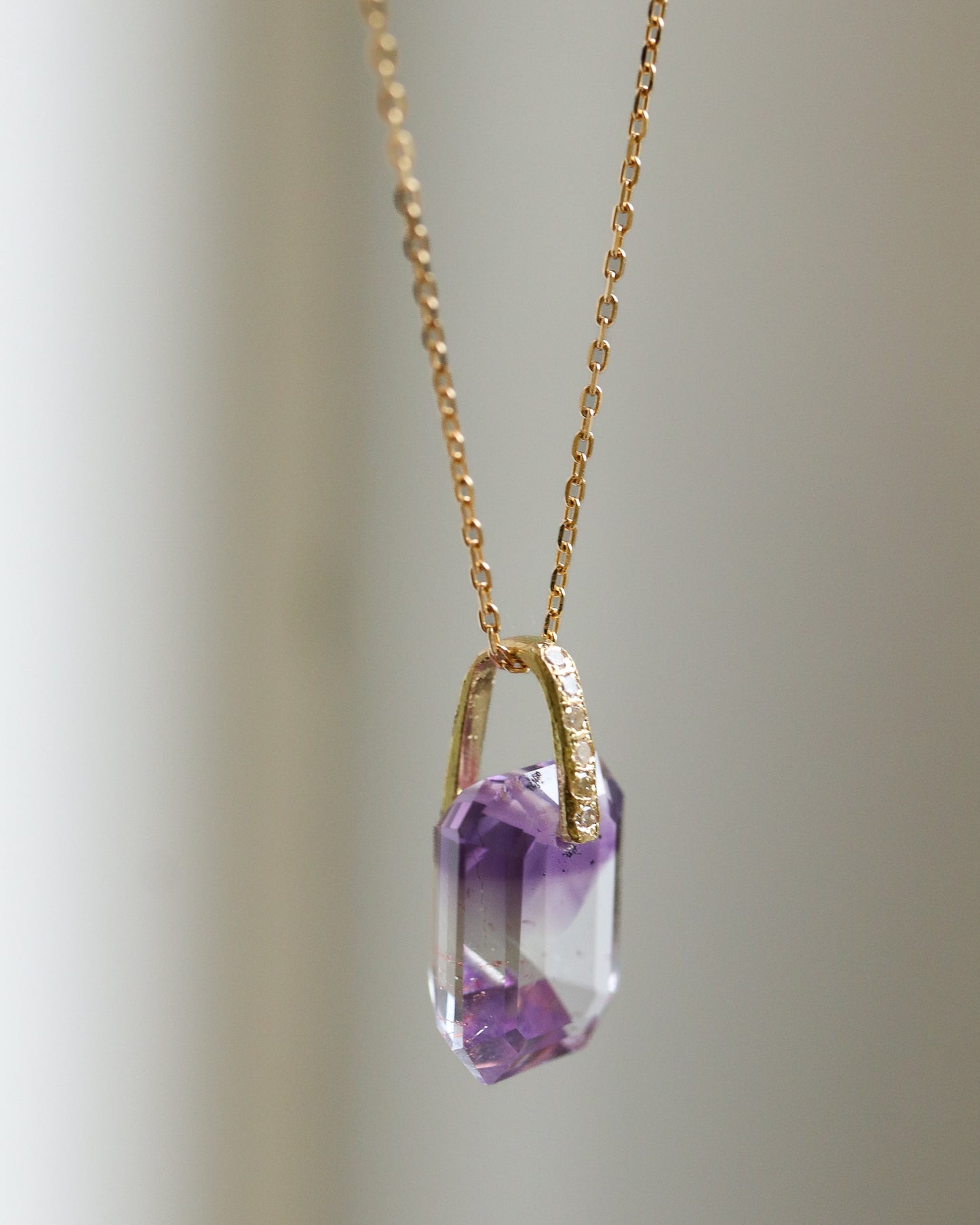 Hibiki Stone Necklace - Bicolor Amethyst / Diamond -