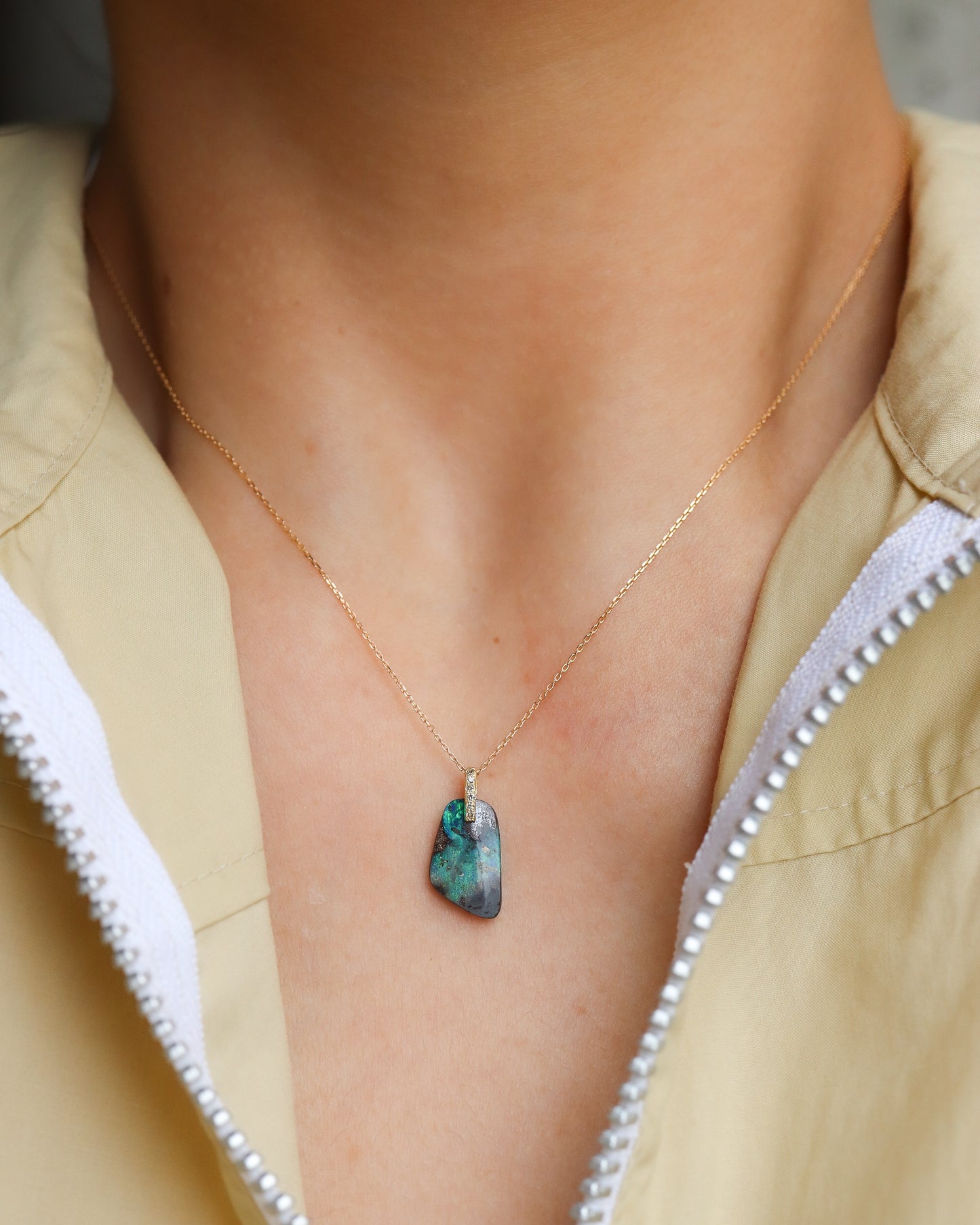 Hibiki Stone Necklace - Boulder Opal / Diamond -