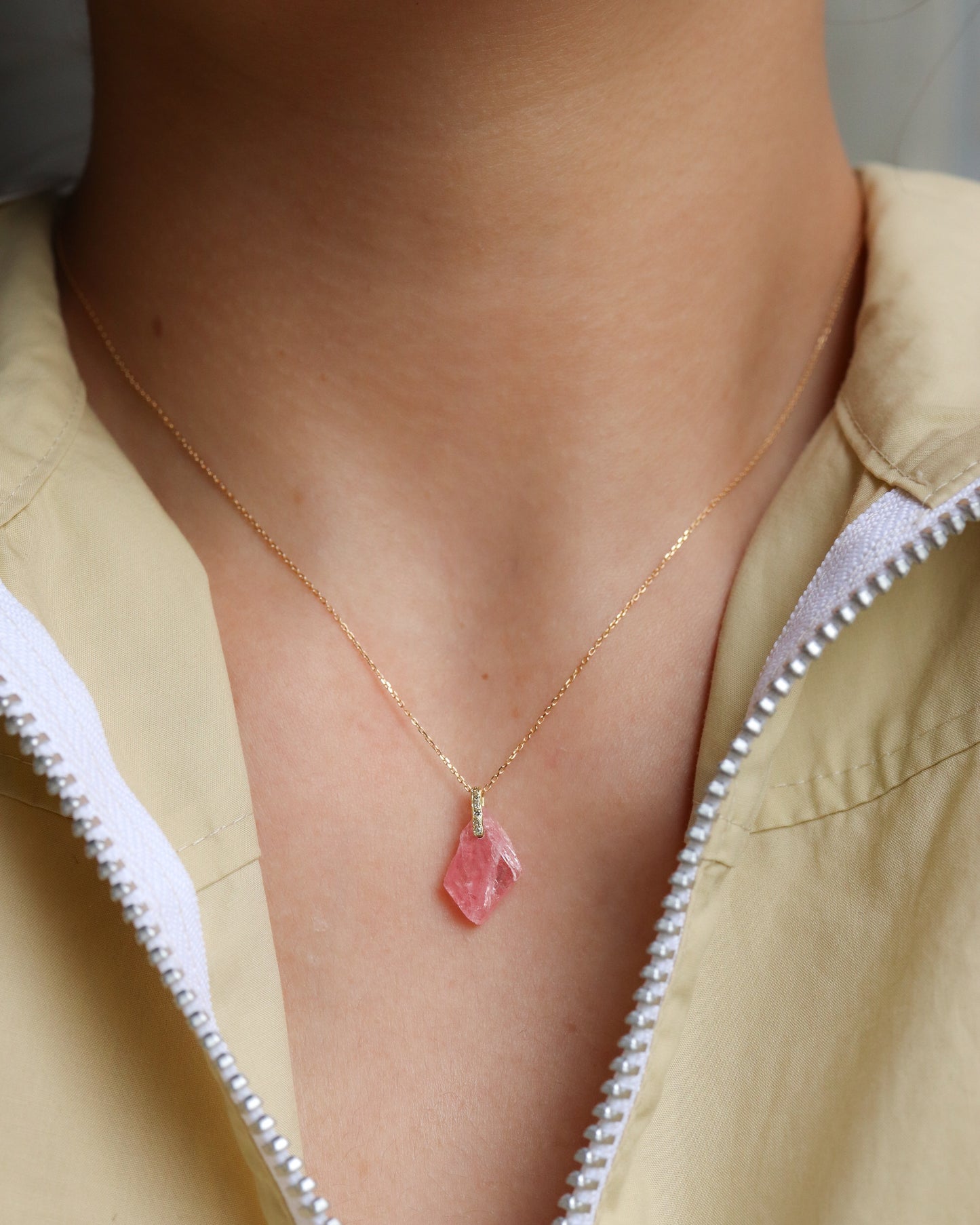 Hibiki Stone Necklace - Rhodochrosite / Diamond -