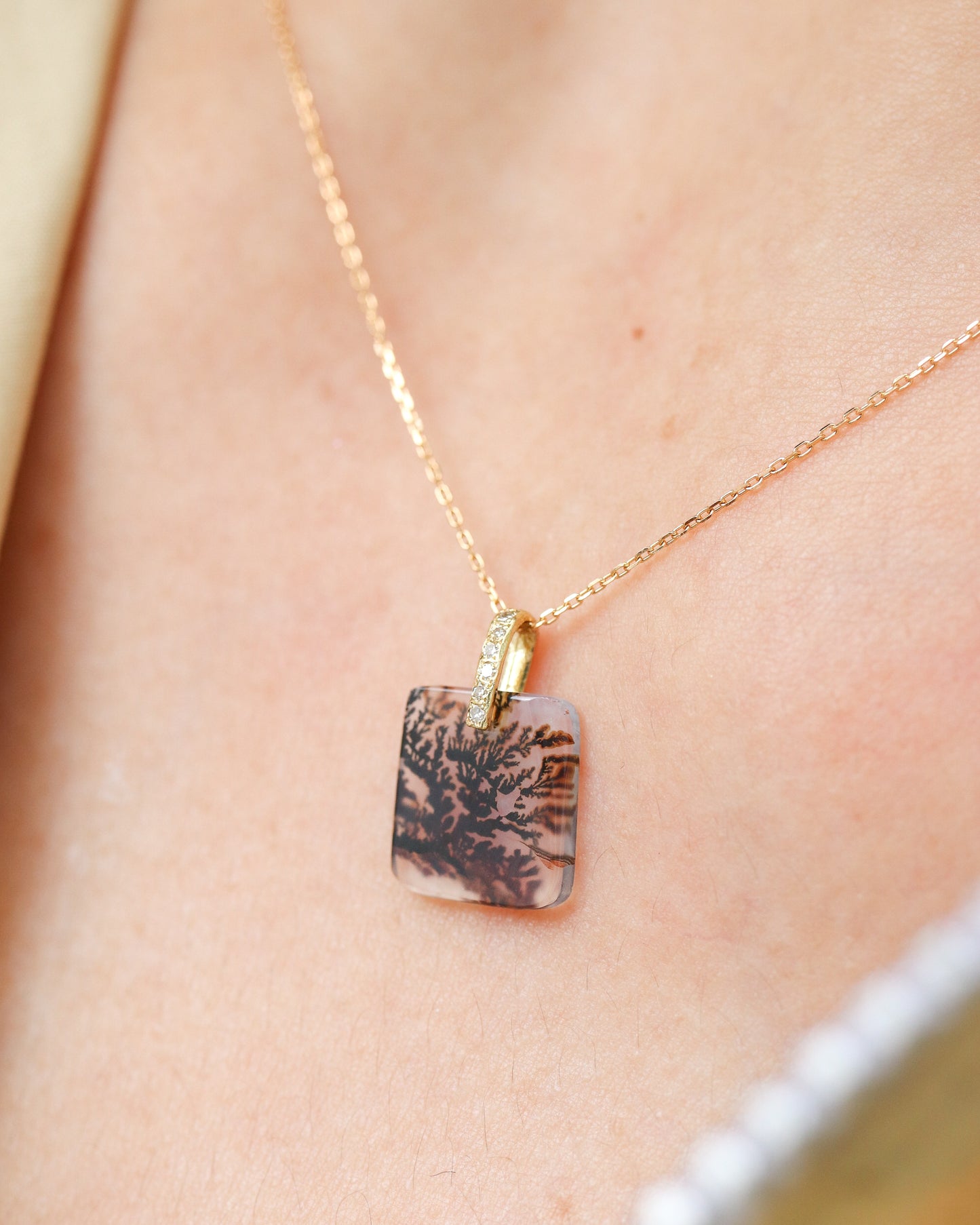 Hibiki Stone Necklace - Dendritic Quartz / Diamond -