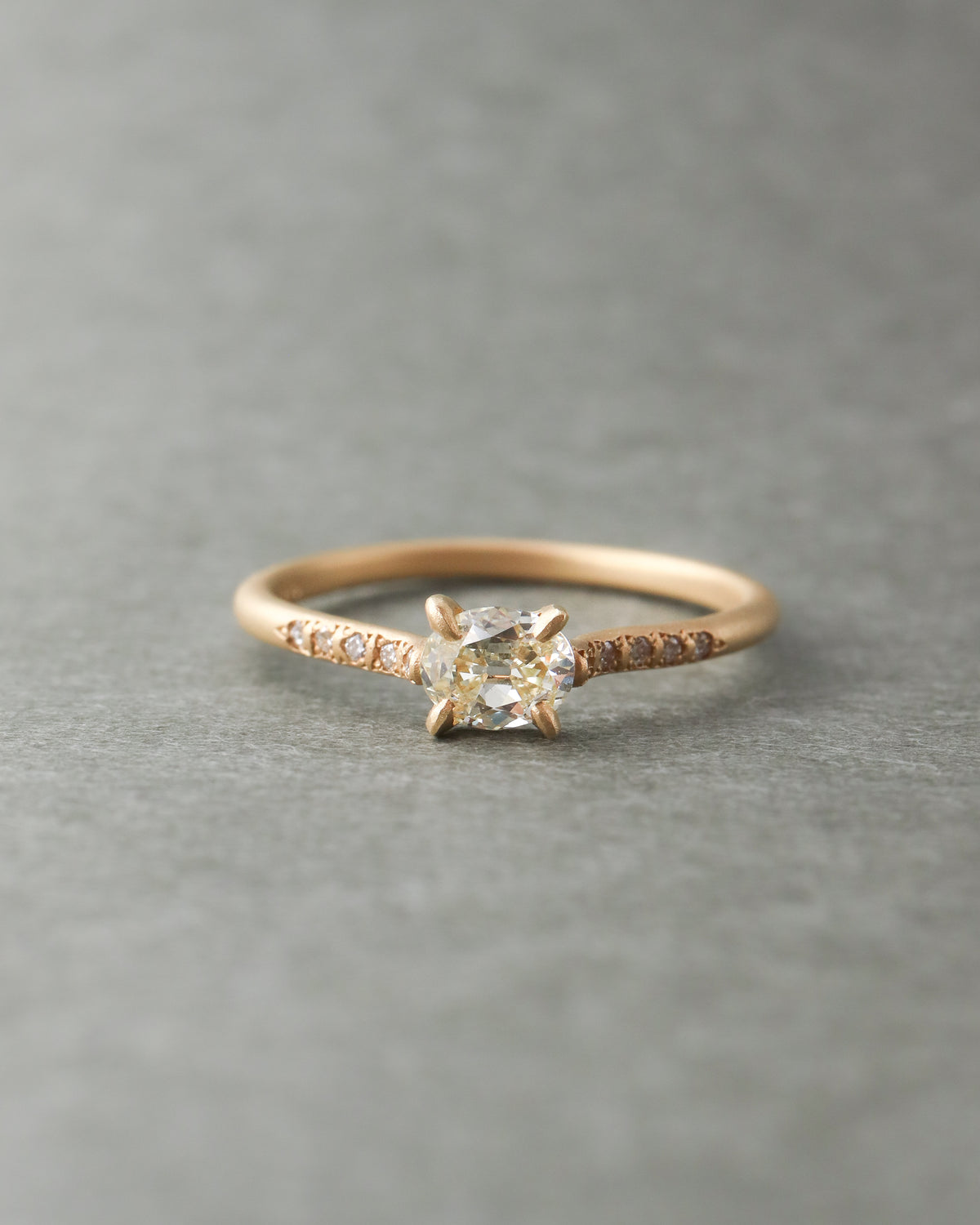 Prong Ring - Diamond -