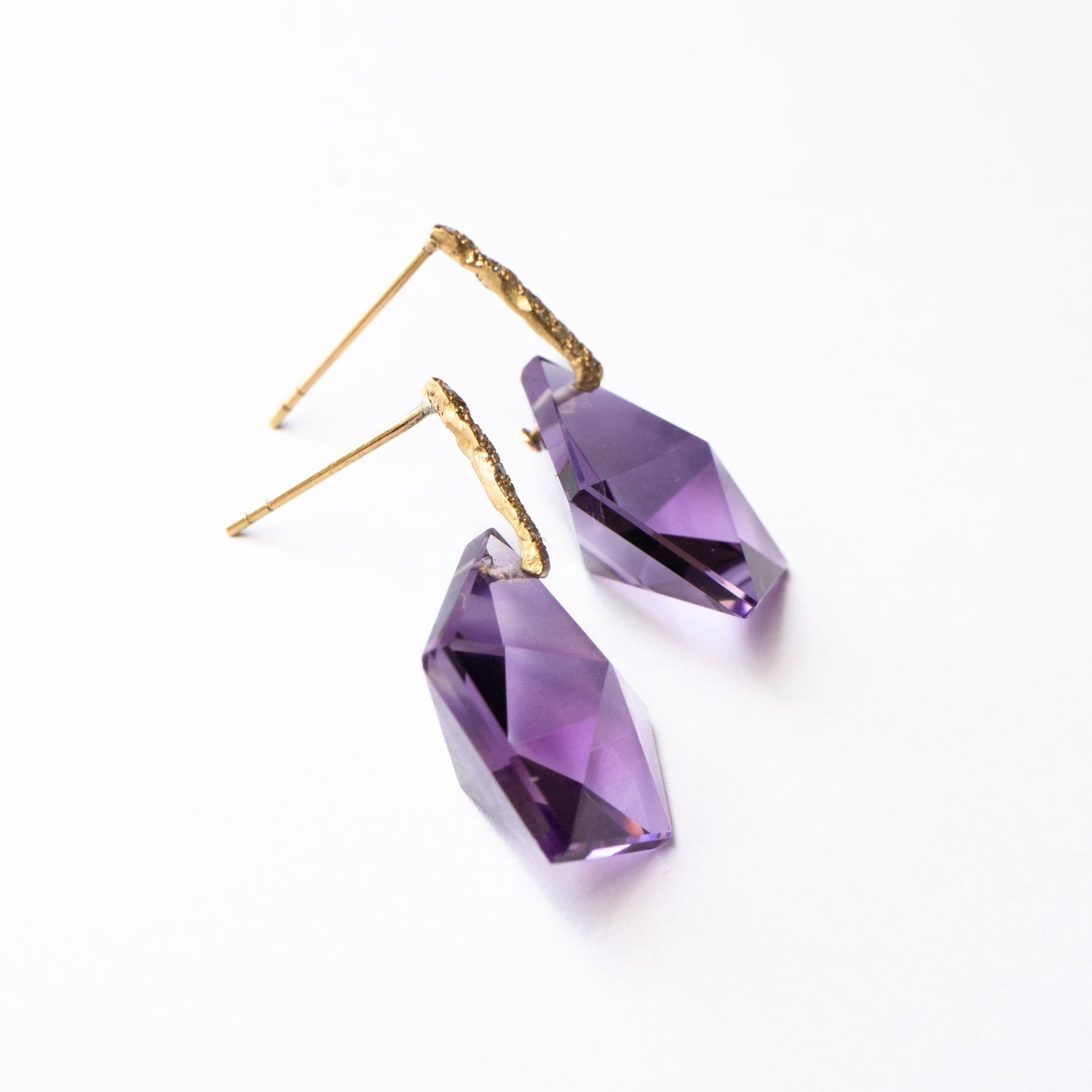 Hibiki Stone Pierced Earrings - Amethyst / Diamond -