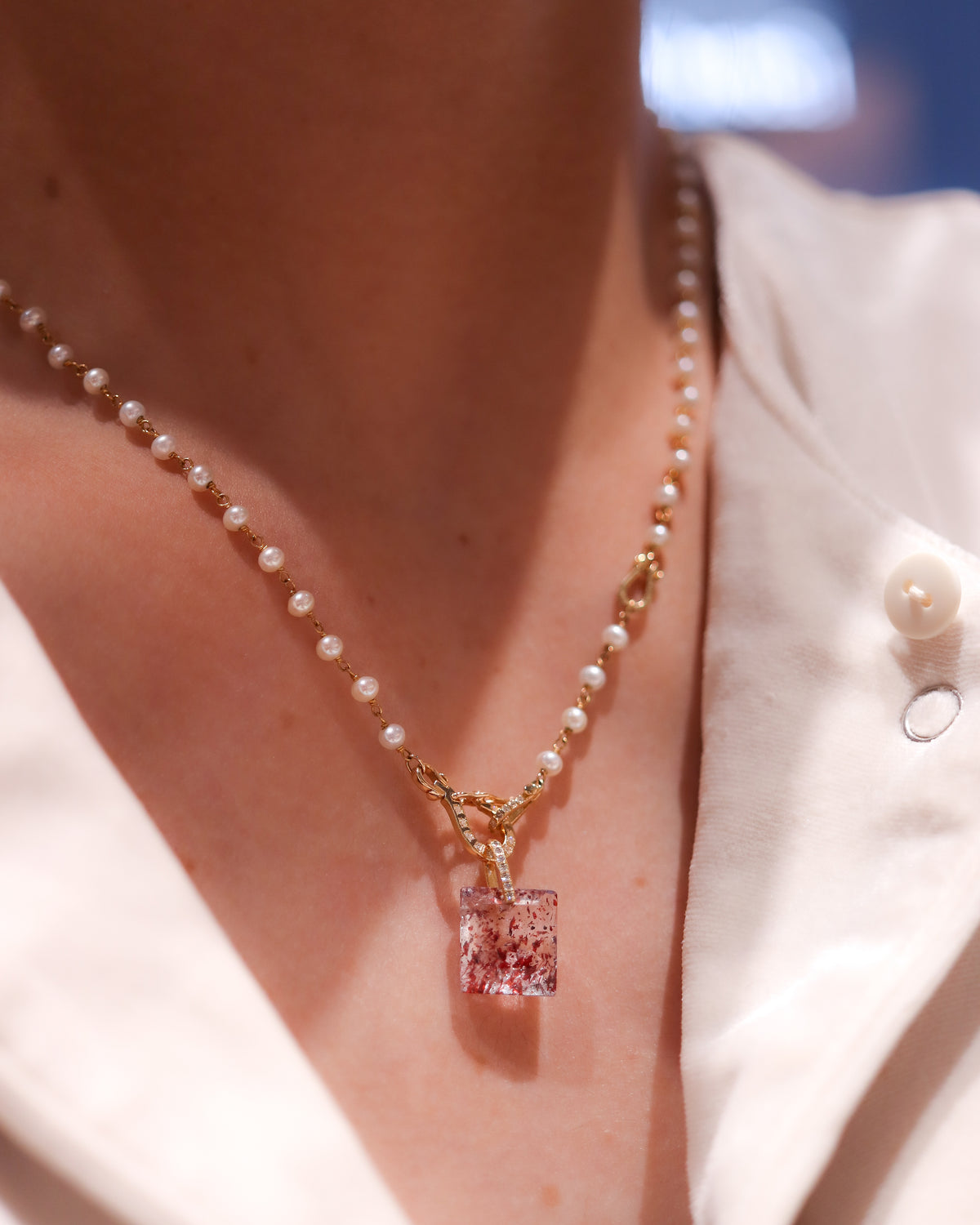 Hibiki Stone Necklace - Strawberry Quartz -