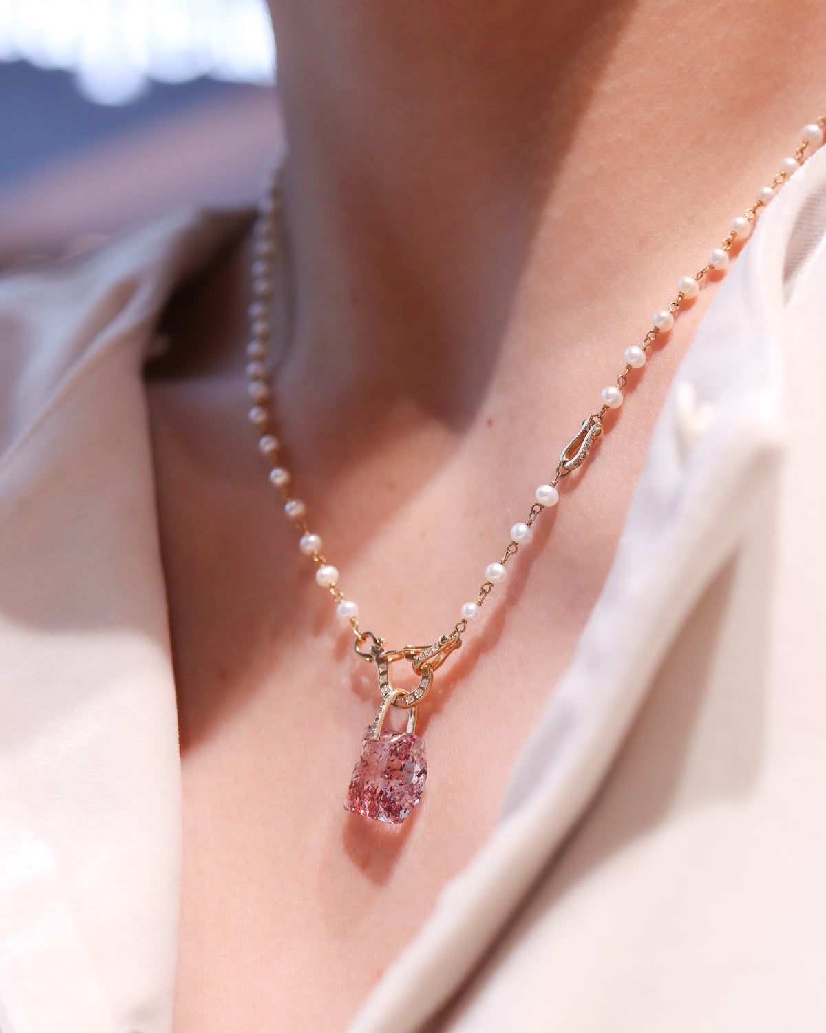 Hibiki Stone Necklace - Strawberry Quartz -