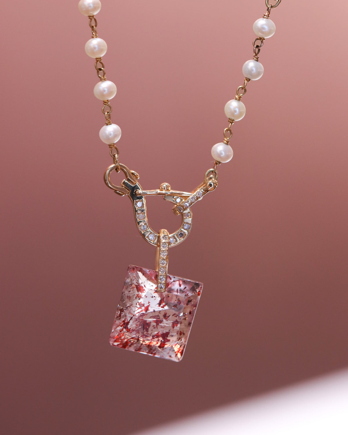 Hibiki Stone Necklace - Strawberry Quartz -