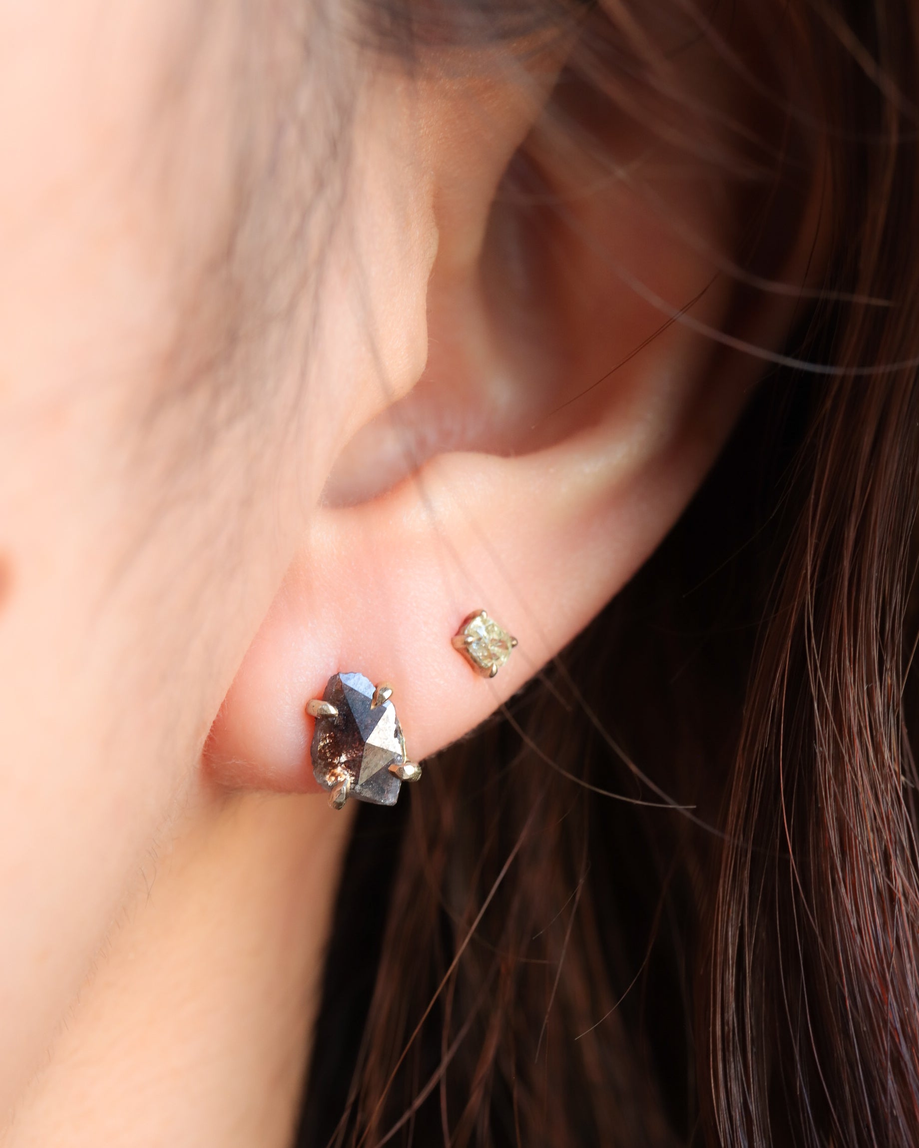 【Online Exclusive】Prong Pierced Earring Diamond - A -