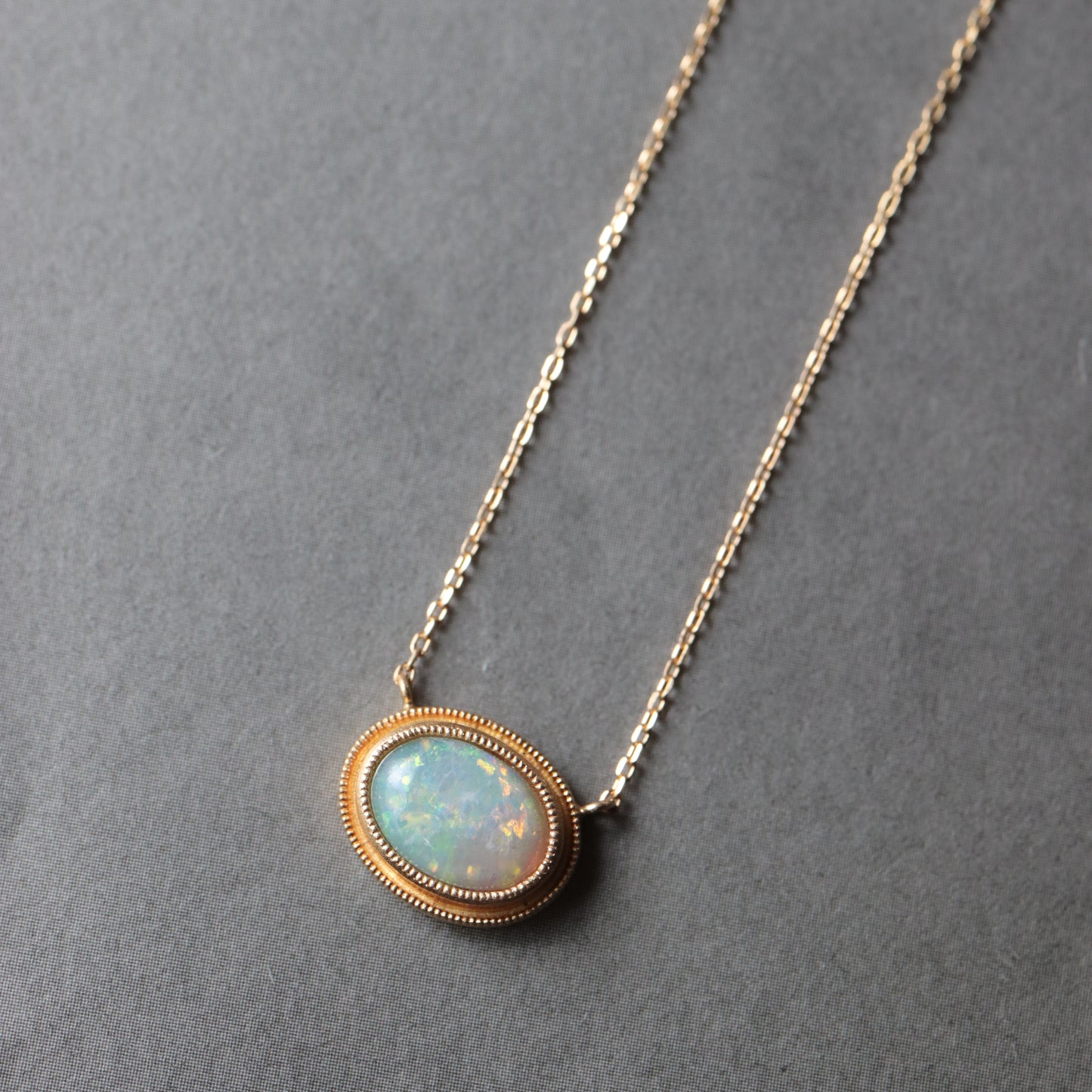 Column Milgrain Necklace - Opal -