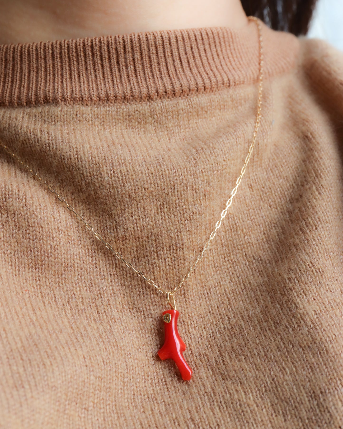 Flat Necklace - Coral -