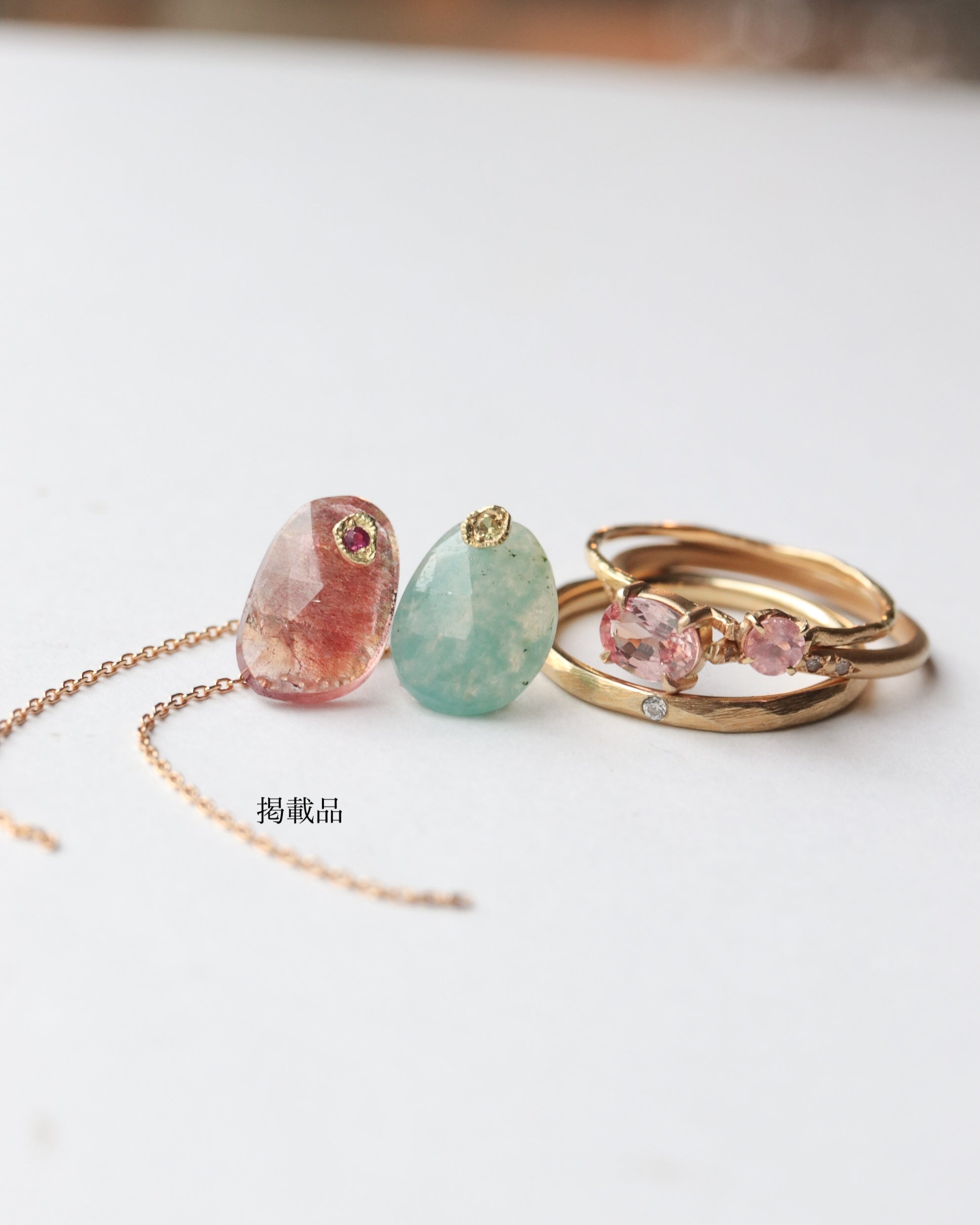 Flat Pierced Earring - Strawberry Quartz -