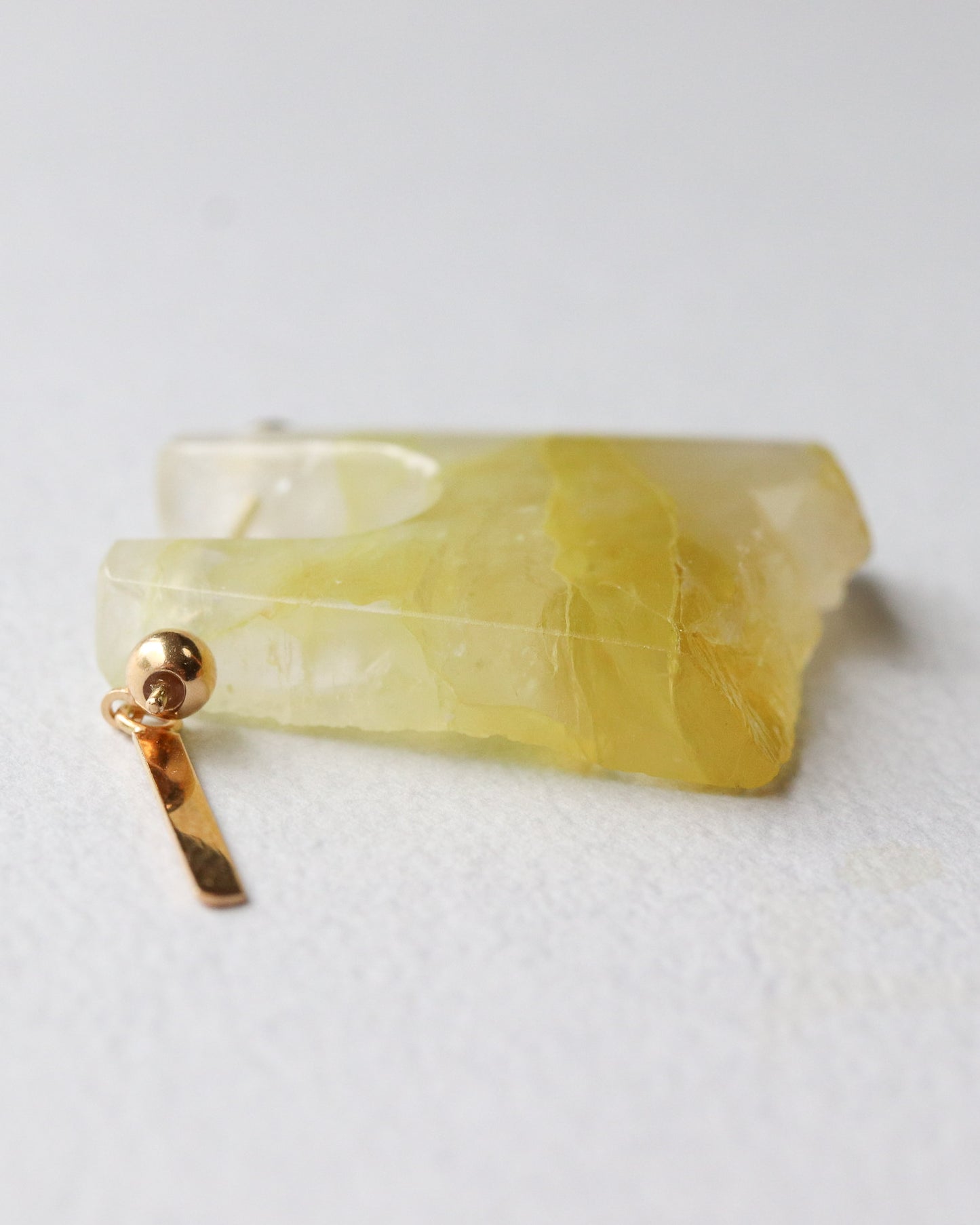 Rock Pierced Earring - Yellow Quartz -