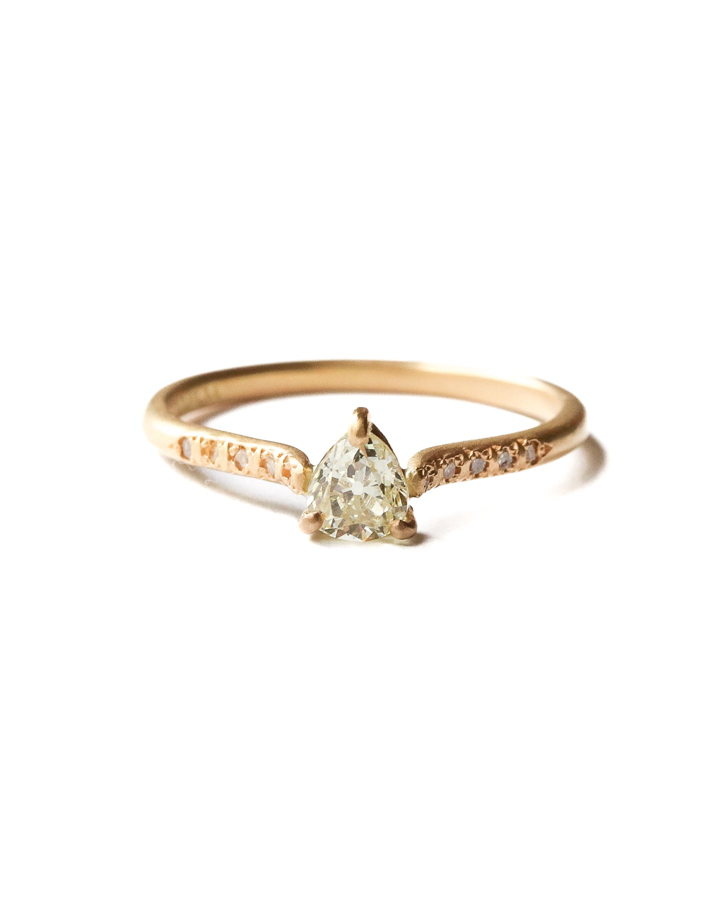 Prong Ring - Oldcut Diamond -