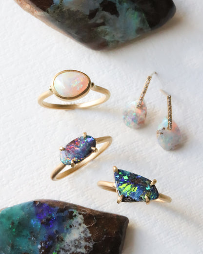 Hibiki Stone Pierced Earring - Opal / Diamond -