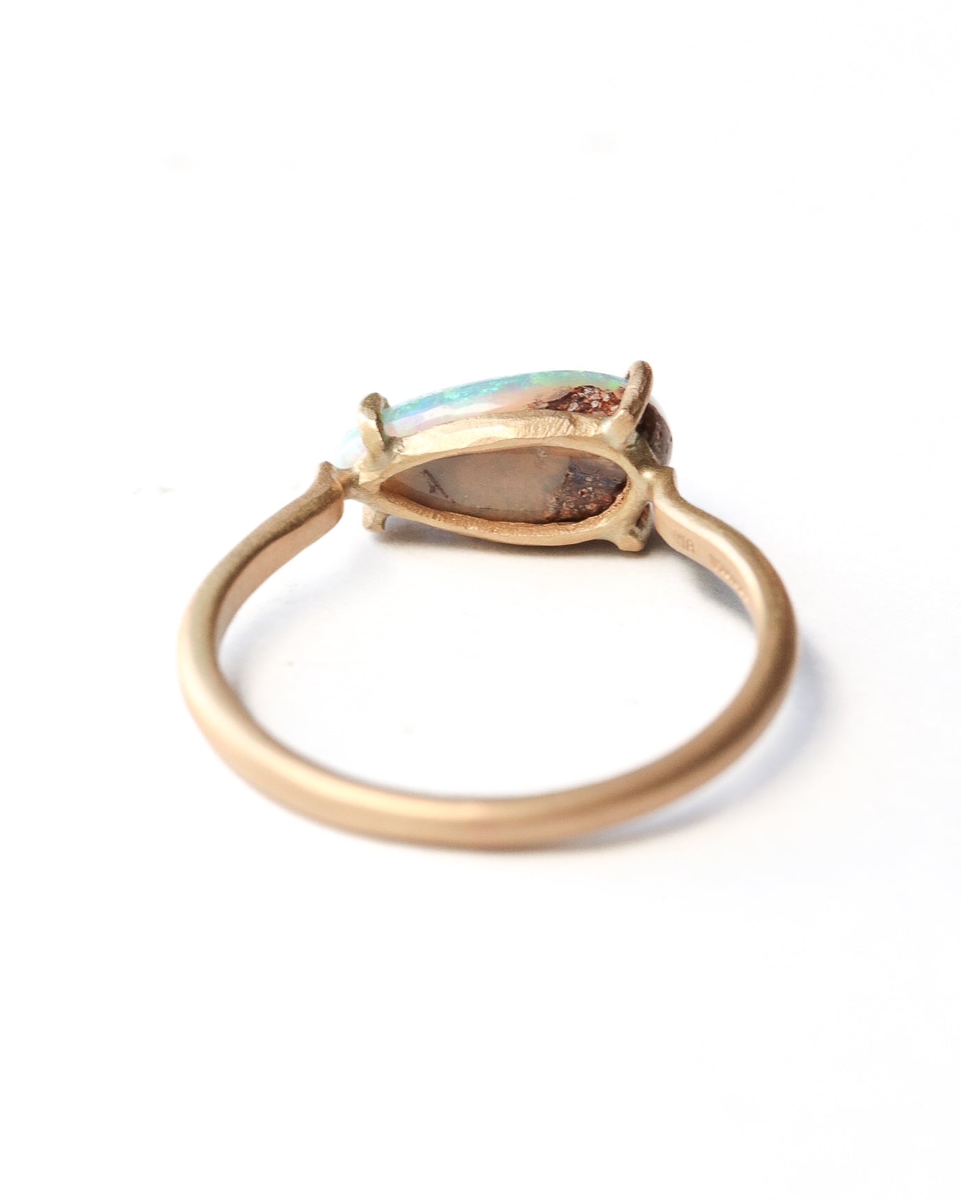 Prong Ring - Opal -