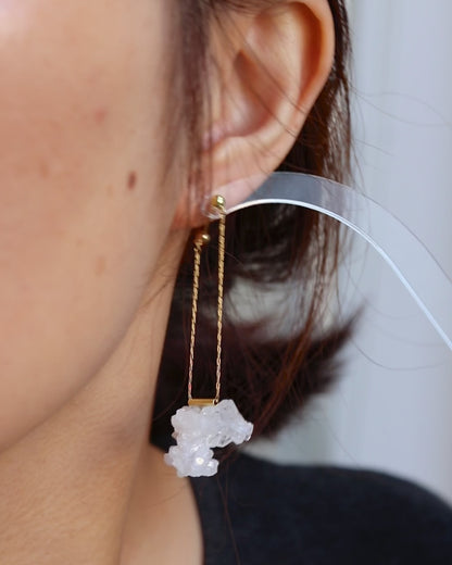 Pipe Pierced Earring - Quartz -