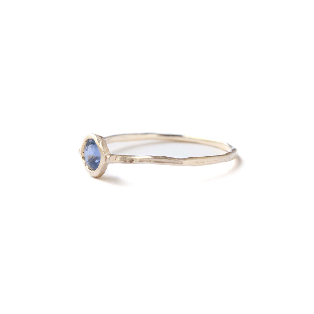 Rough Collet Ring - Sapphire -