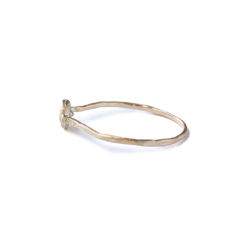 Rough Collet Ring - Natural Diamond -