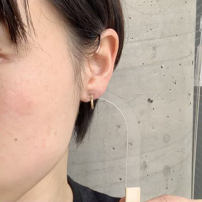 Hibiki Pierced Earring