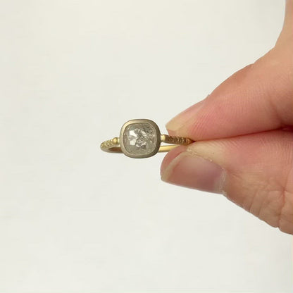 夹头戒指 - 天然钻石 -