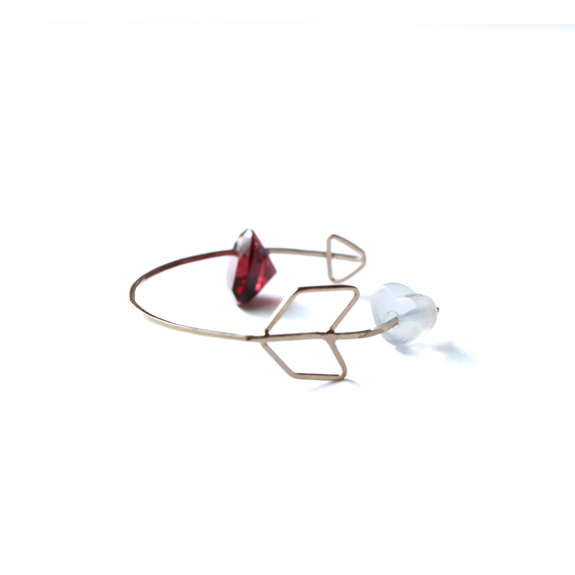 Zukyun Hoop Pierced Earring - Garnet -