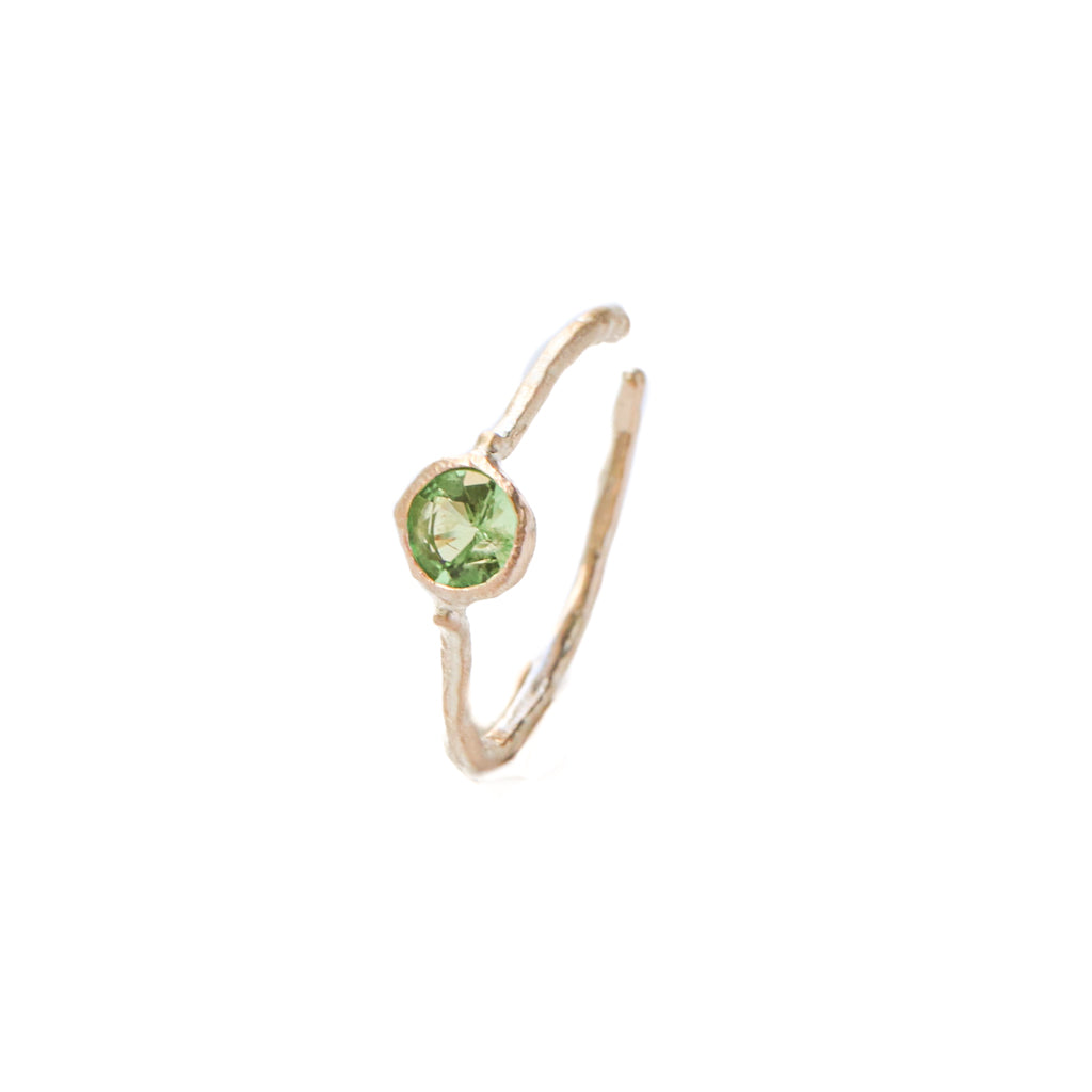 Rough Collet Ear Cuff - Peridot -