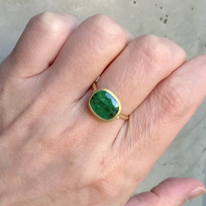夹头戒指 - 祖母绿 -