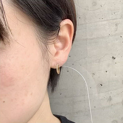 Hibiki Pierced Earrings -Emerald-