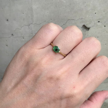 爪形戒指 - 达碧兹祖母绿 -